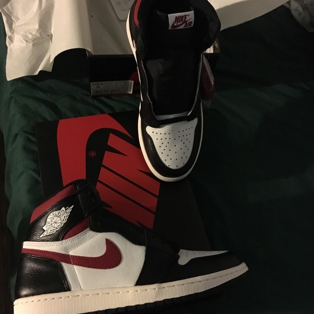 Jordan 1 Retro Og High Black/Gym Red